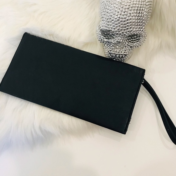 Exhilaration-Faux Leather, skulls and studded envelope wristlet - Picture 3 of 7